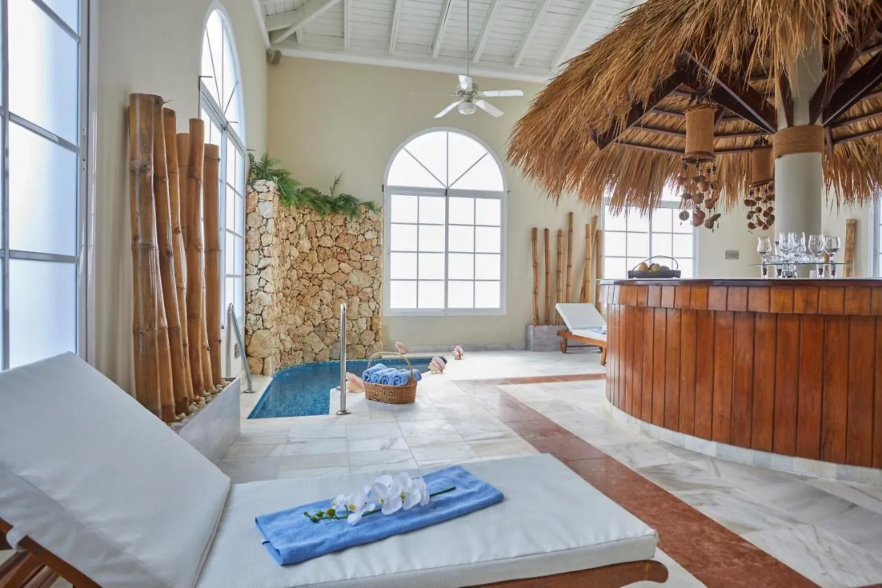 ホテル Bahia Principe Luxury Ambar (Adults Only) プンタ・カナ ドミニカ共和国